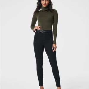 BRAND NEW SPANX Ankle Skinny Jeans!!